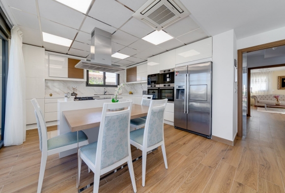 Reventa - Villa - Torrevieja