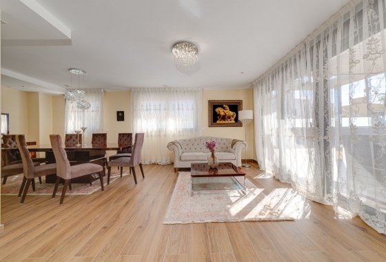 Reventa - Villa - Torrevieja