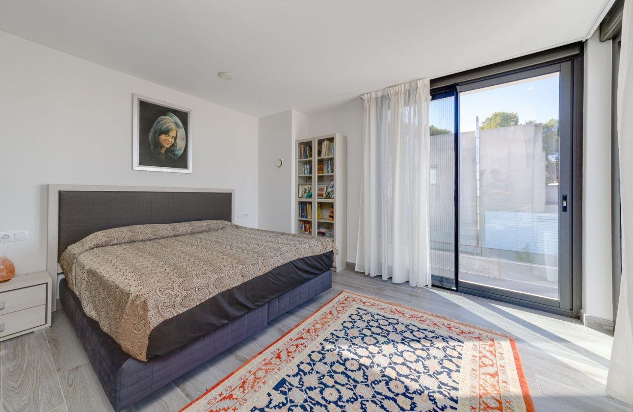 Reventa - Villa - Torrevieja