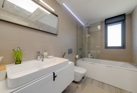 Reventa - Villa - Torrevieja