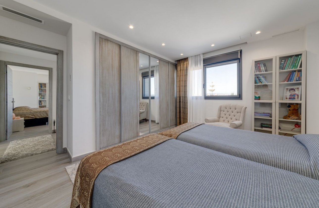 Reventa - Villa - Torrevieja