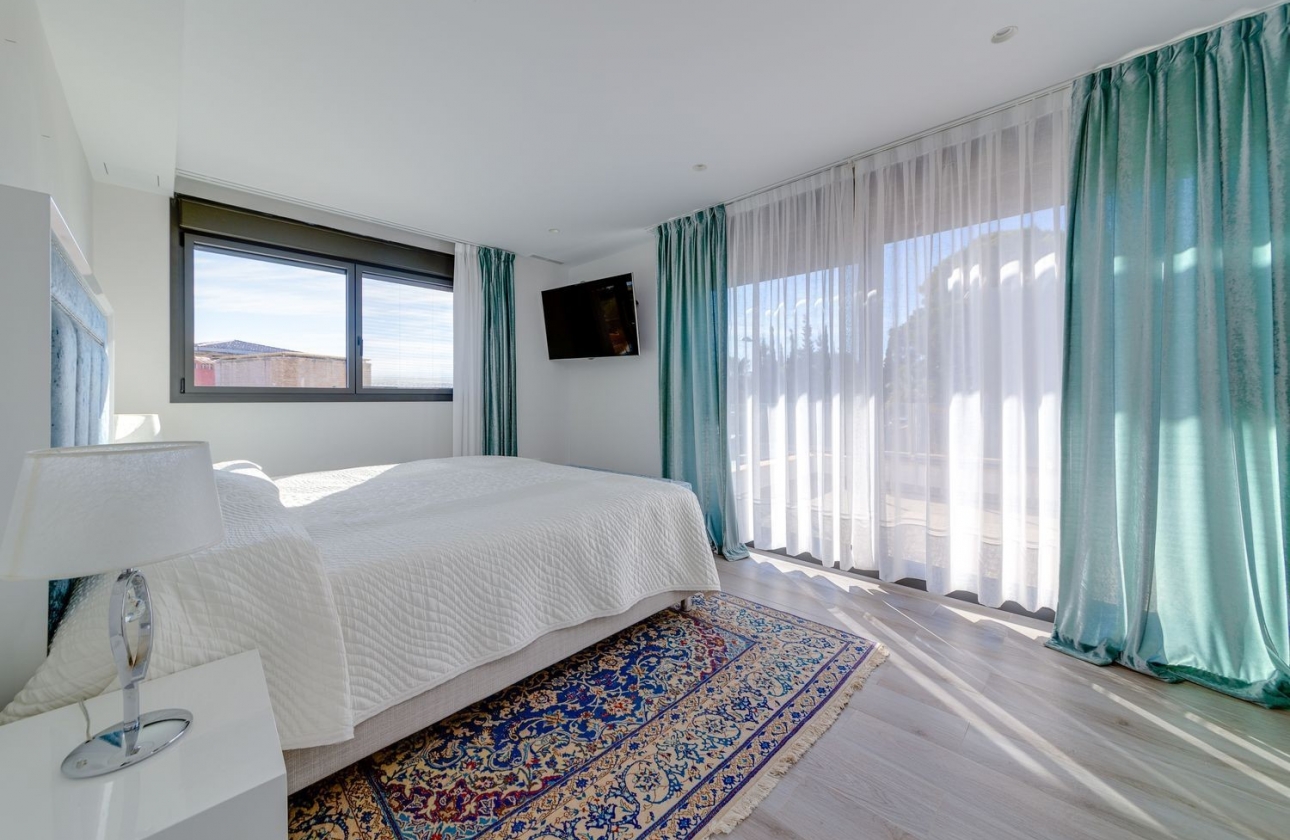 Reventa - Villa - Torrevieja