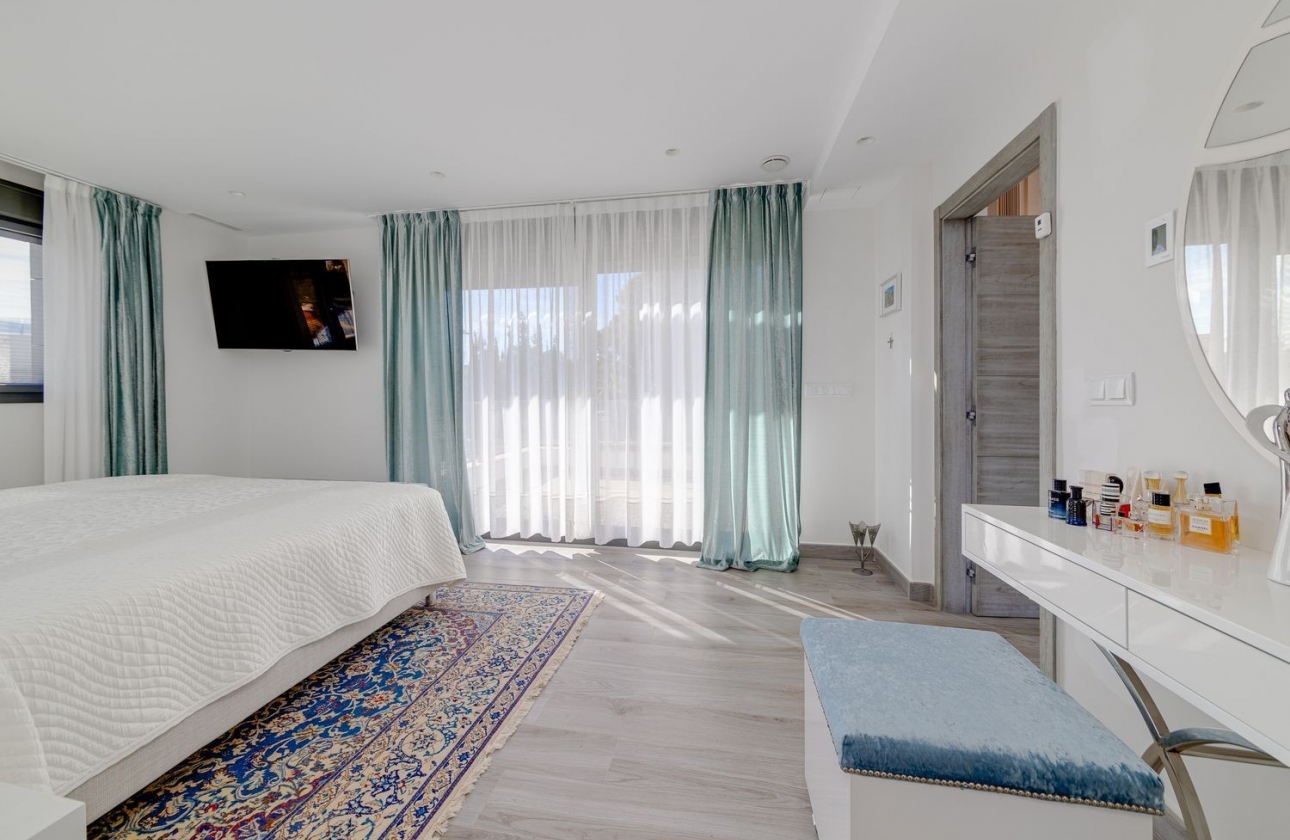 Reventa - Villa - Torrevieja