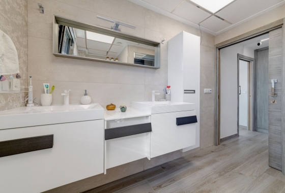 Reventa - Villa - Torrevieja