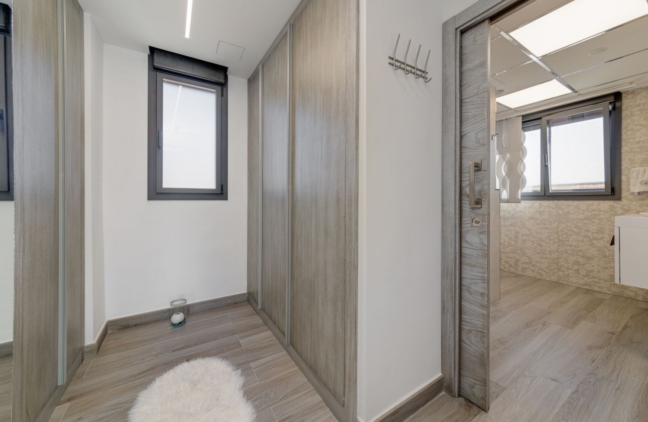 Reventa - Villa - Torrevieja