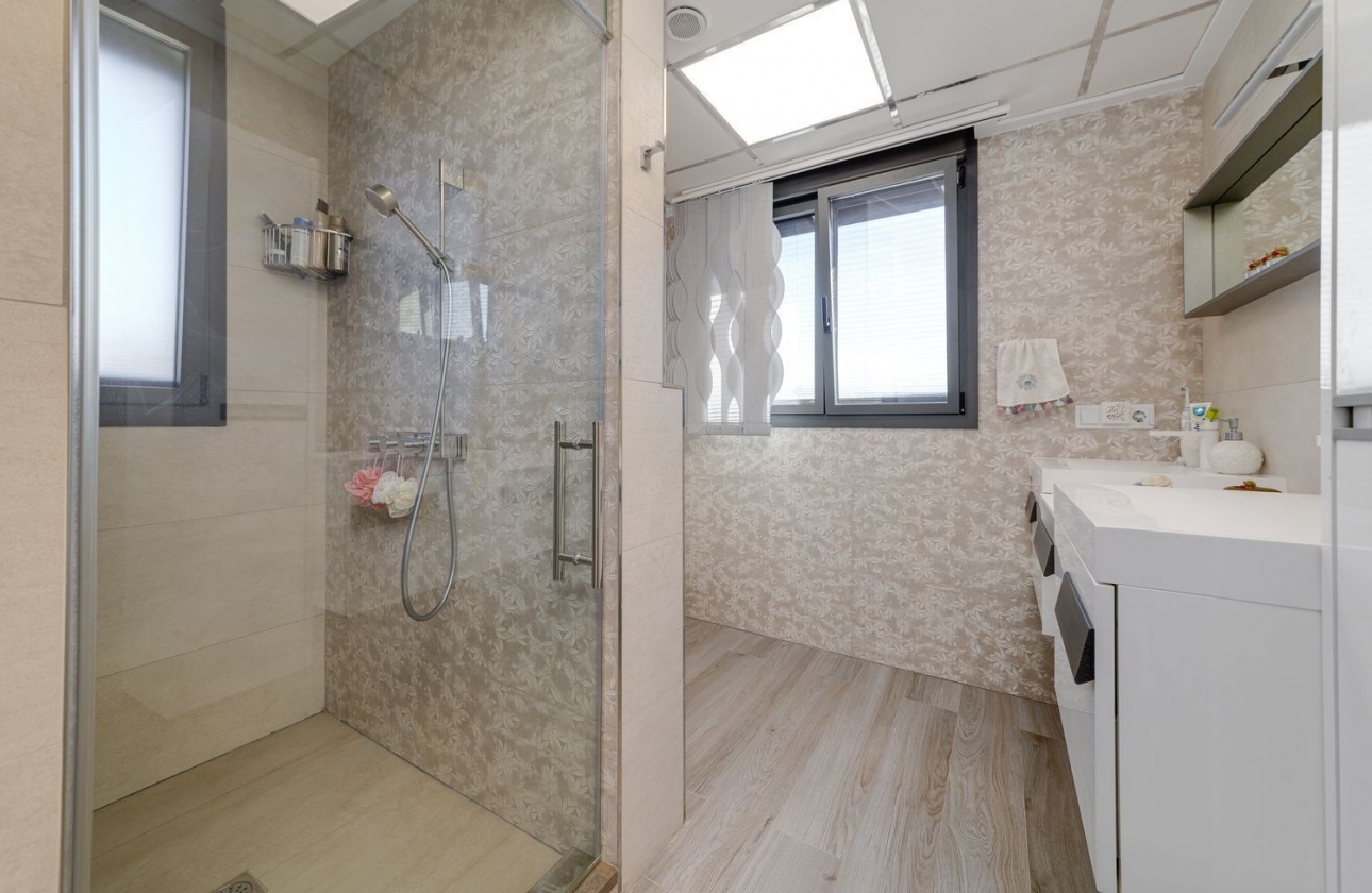 Reventa - Villa - Torrevieja