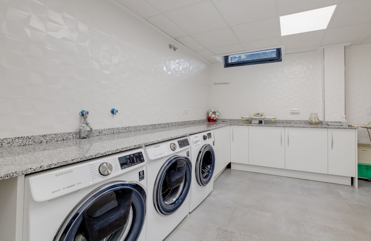 Reventa - Villa - Torrevieja