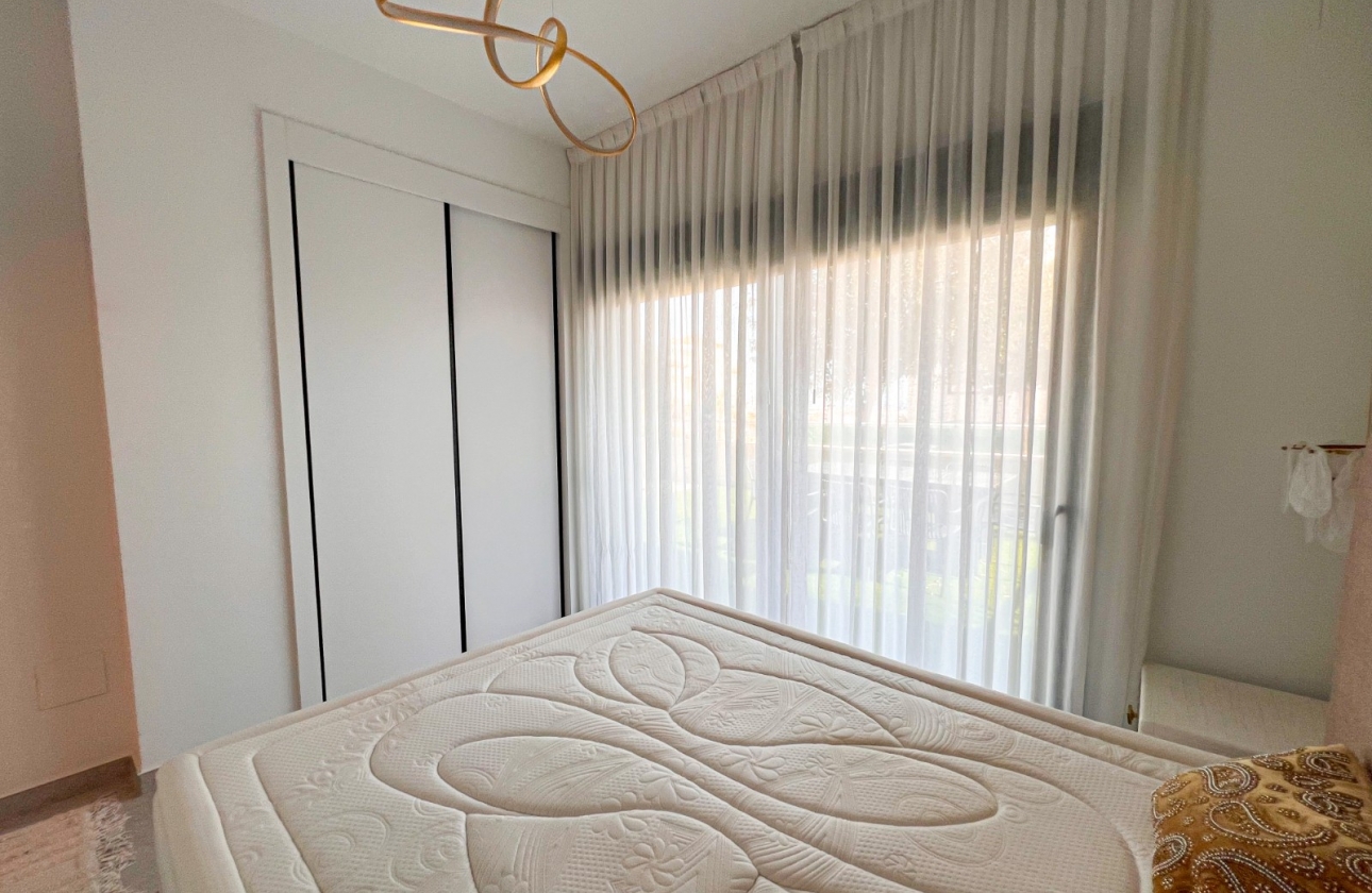 Reventa - Apartamento / piso - Guardamar del Segura - Urbanizaciones