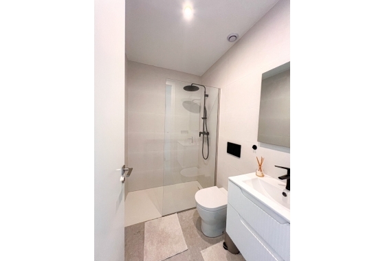 Reventa - Apartamento / piso - Guardamar del Segura - Urbanizaciones