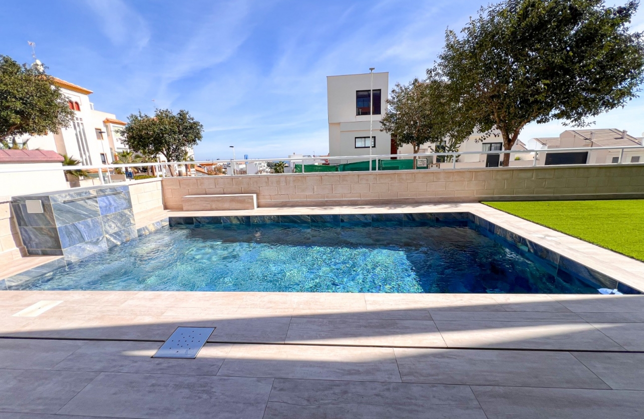 Reventa - Apartamento / piso - Guardamar del Segura - Urbanizaciones