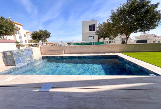 Reventa - Apartamento / piso - Guardamar del Segura - Urbanizaciones