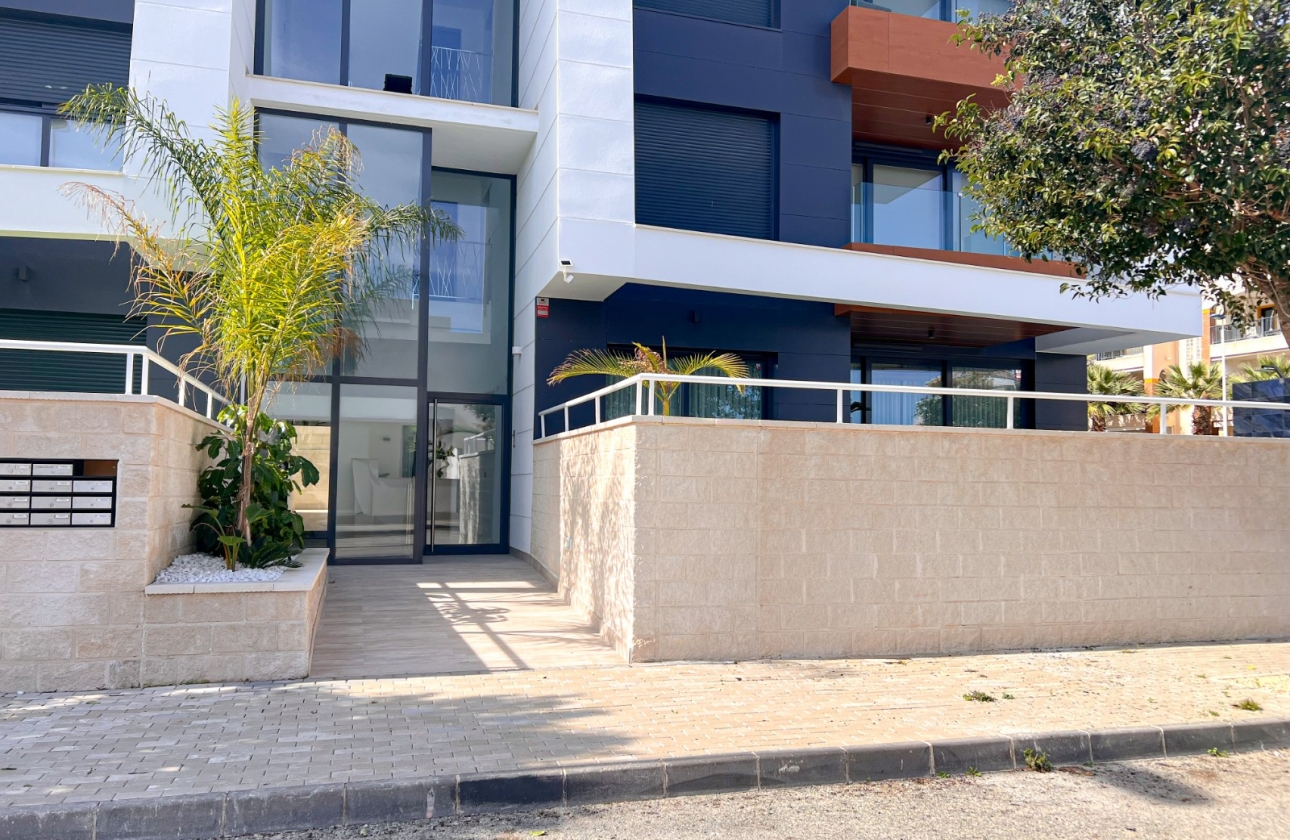 Reventa - Apartamento / piso - Guardamar del Segura - Urbanizaciones