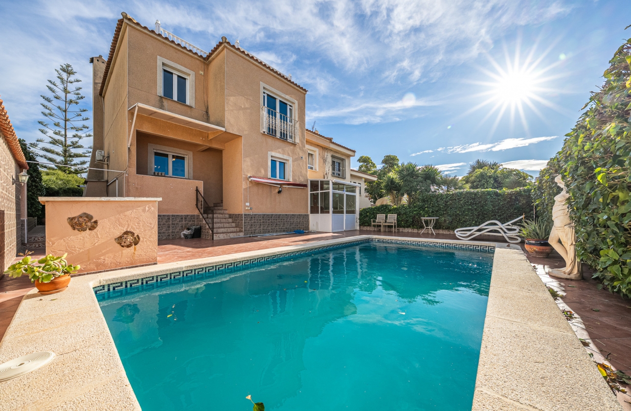 Revente - Villa - Torrevieja - El Chaparral