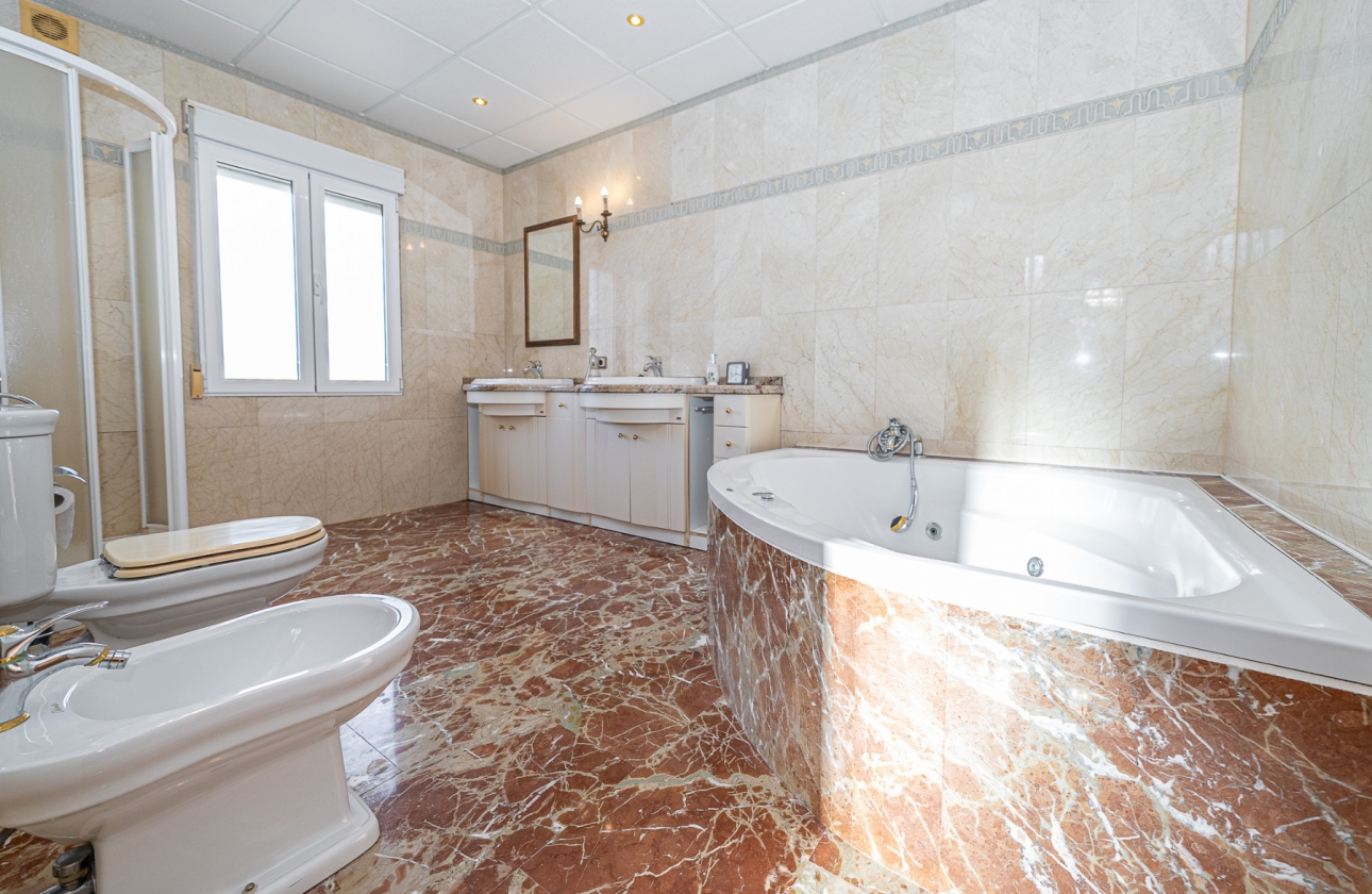 Revente - Villa - Torrevieja - El Chaparral