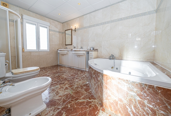 Revente - Villa - Torrevieja - El Chaparral