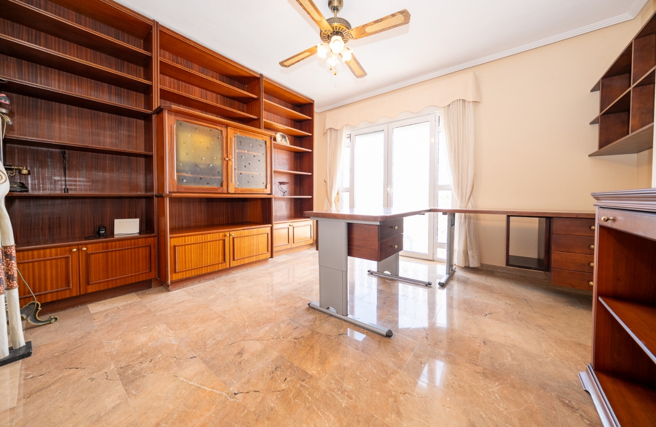 Revente - Villa - Torrevieja - El Chaparral