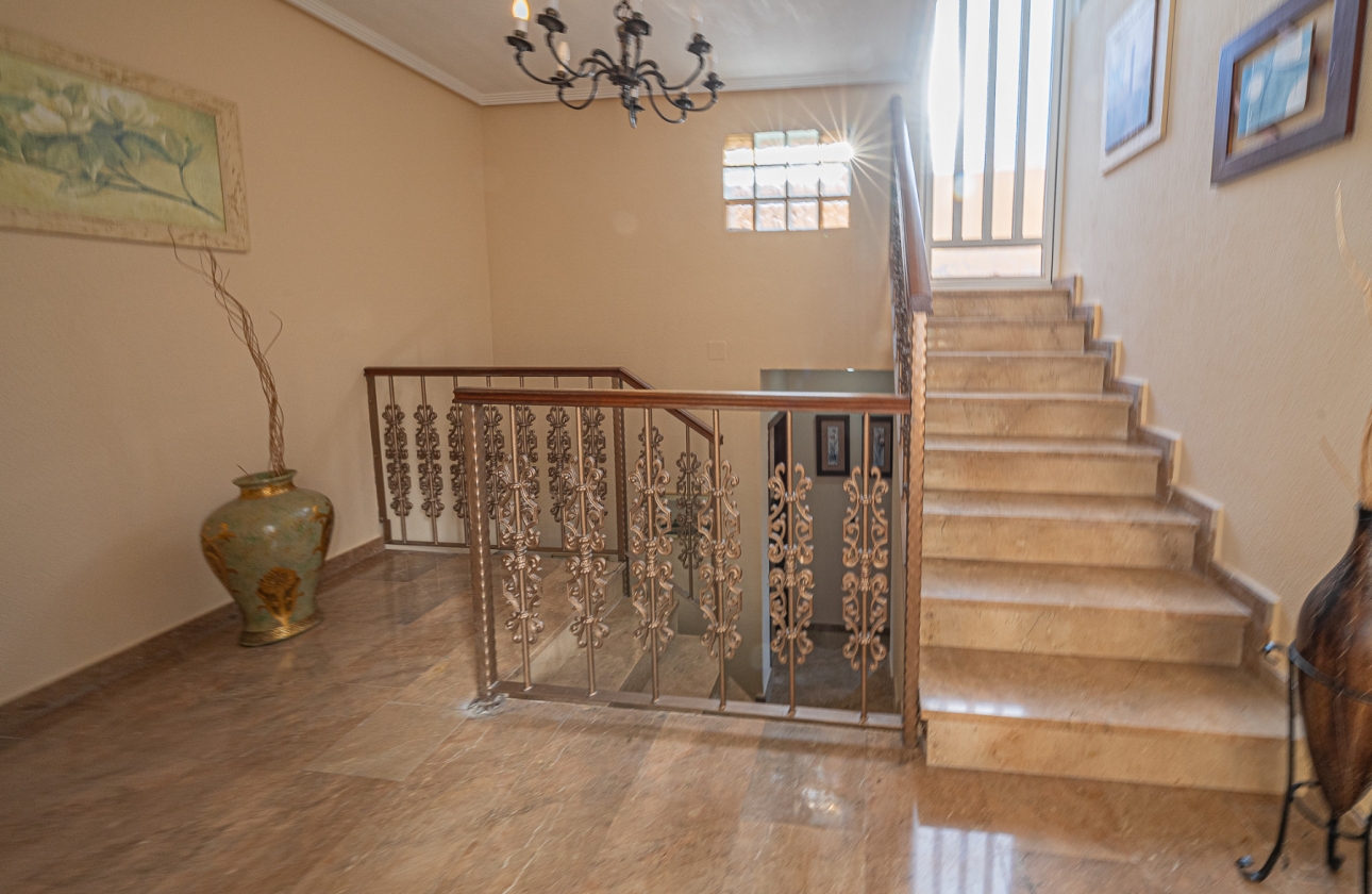 Revente - Villa - Torrevieja - El Chaparral