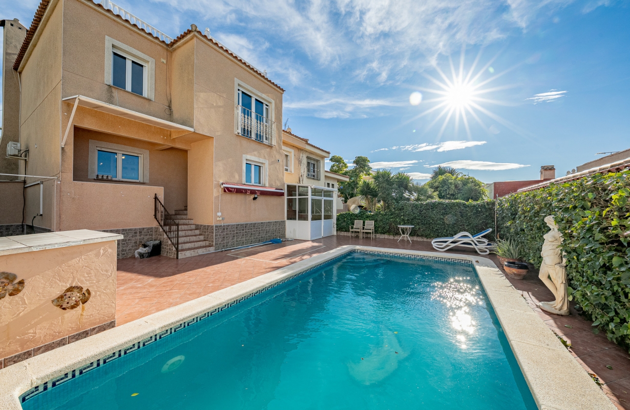 Revente - Villa - Torrevieja - El Chaparral