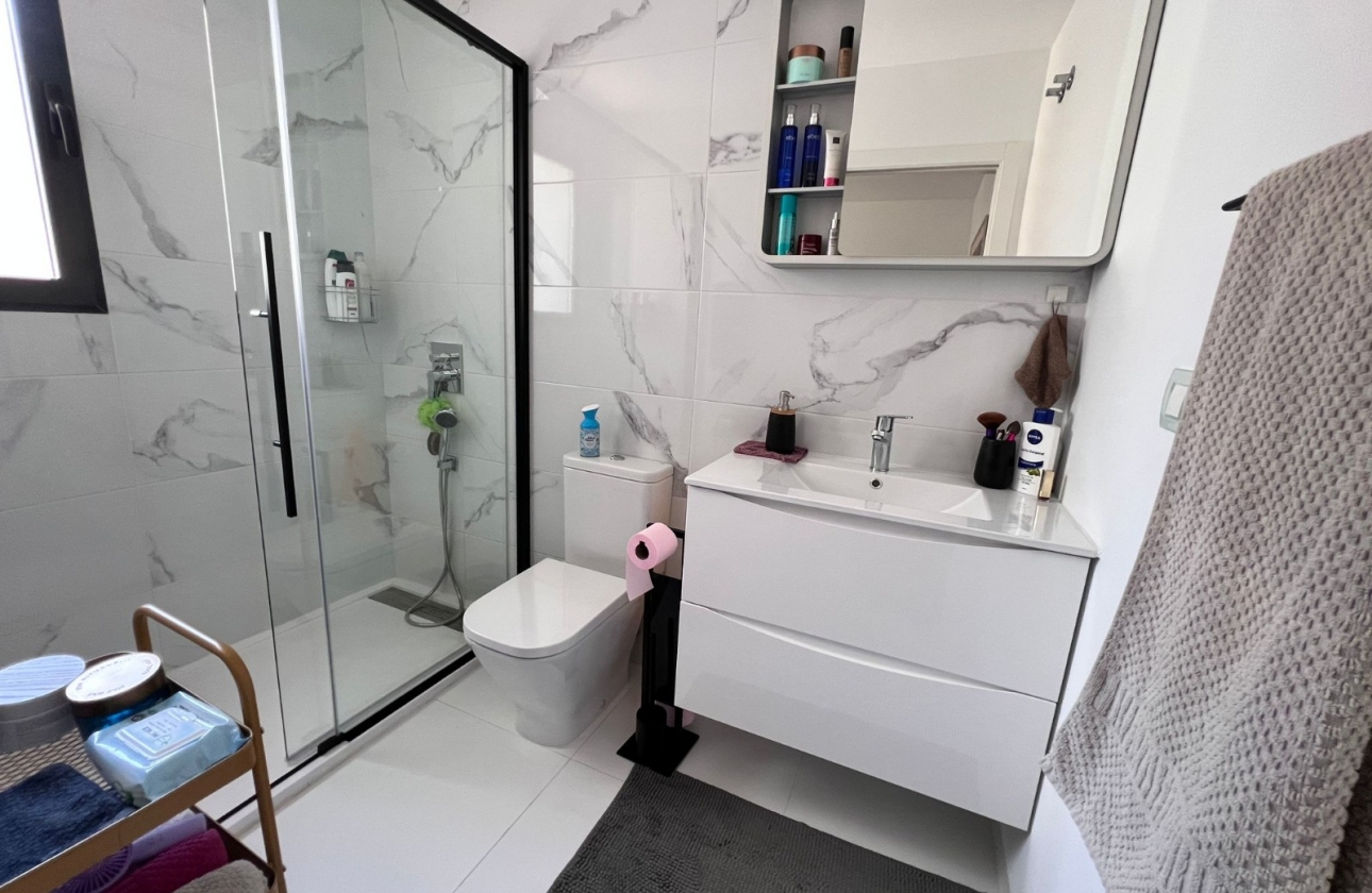 Reventa - Apartamento / piso - San Miguel de Salinas