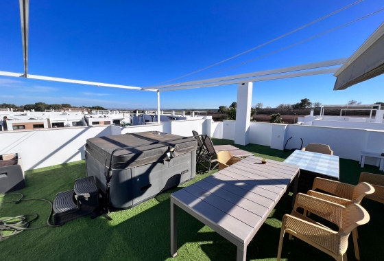 Resale - Apartment / flat - Orihuela Costa - Vistabella