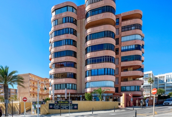 Resale - Apartment / flat - Arenales del Sol - Segunda linea playa