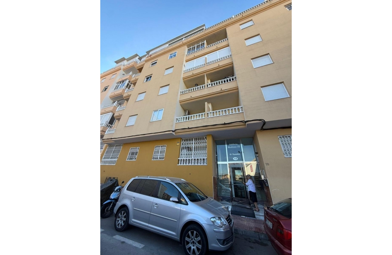 Reventa - Apartamento / piso - Torrevieja