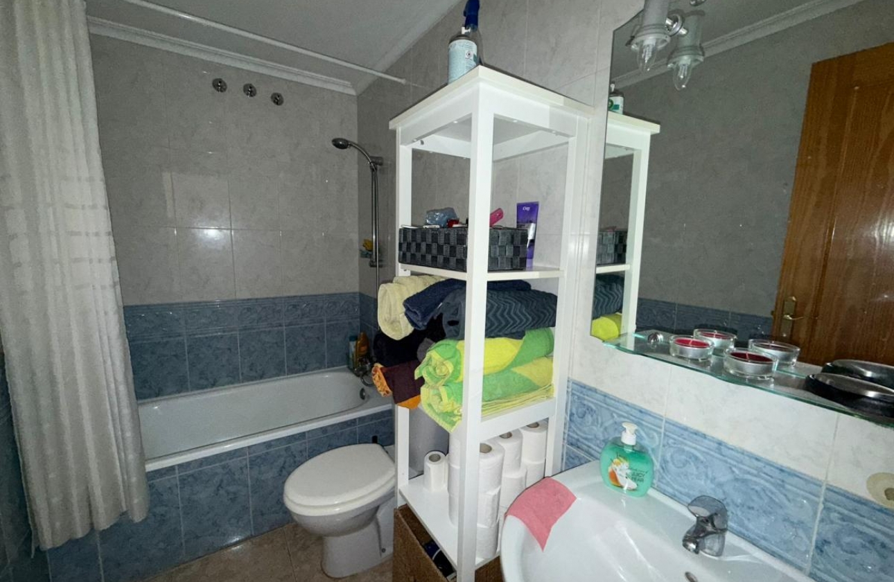 Reventa - Apartamento / piso - Torrevieja