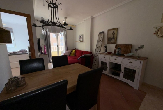 Reventa - Apartamento / piso - Torrevieja