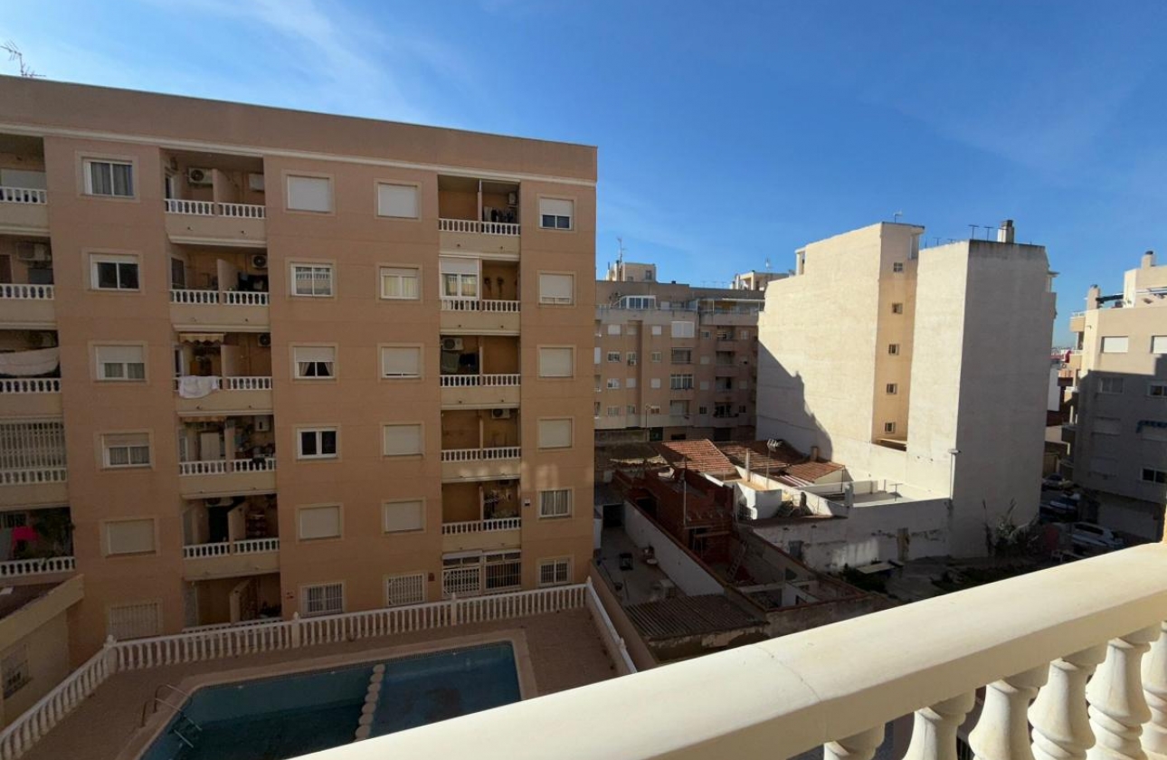 Reventa - Apartamento / piso - Torrevieja