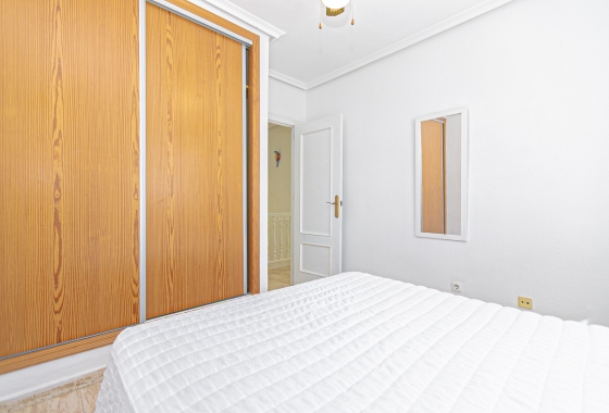 Resale - Villa - Mil Palmeras - Riomar