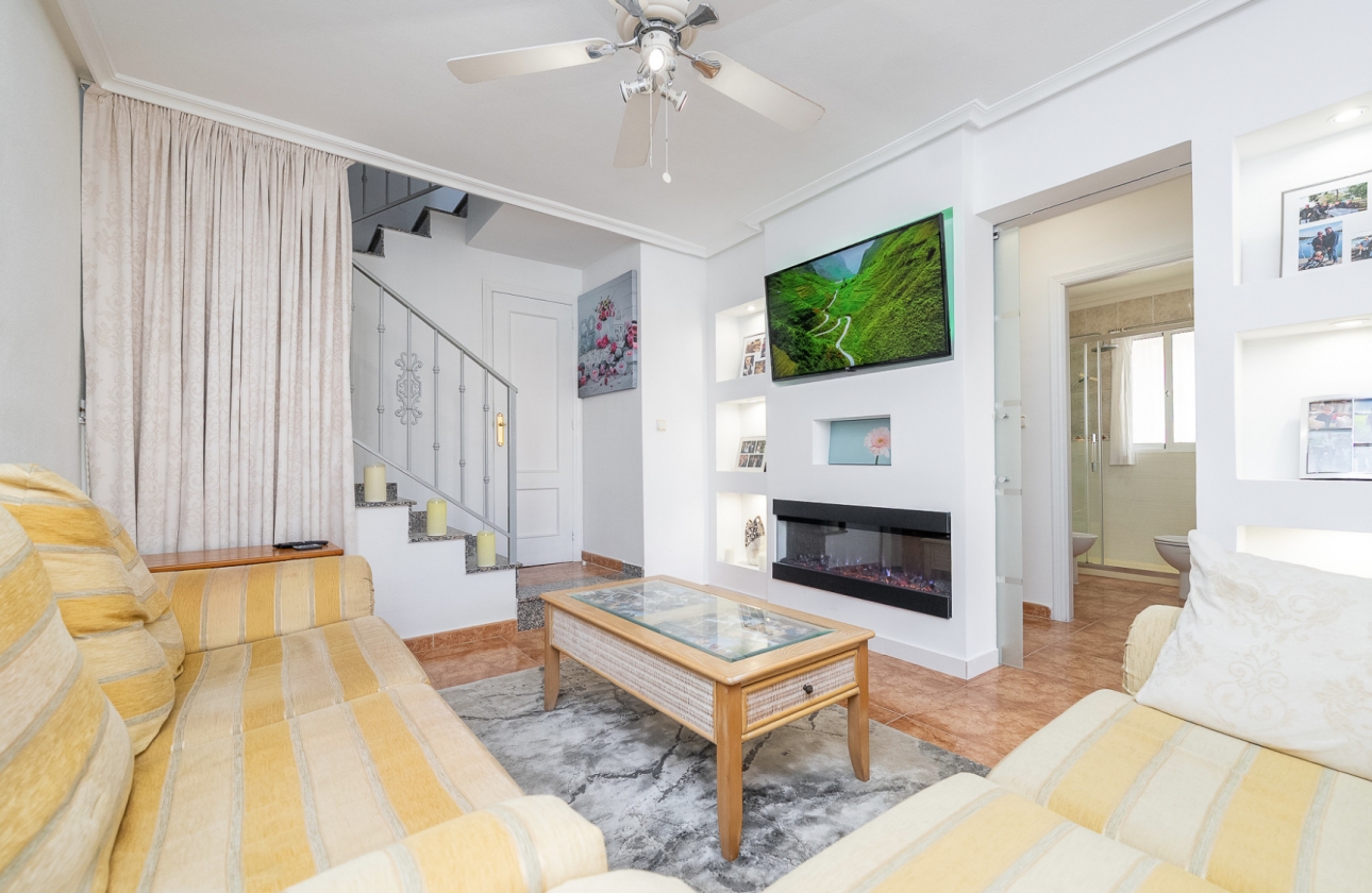 Resale - House - Cabo Roig - La Regia