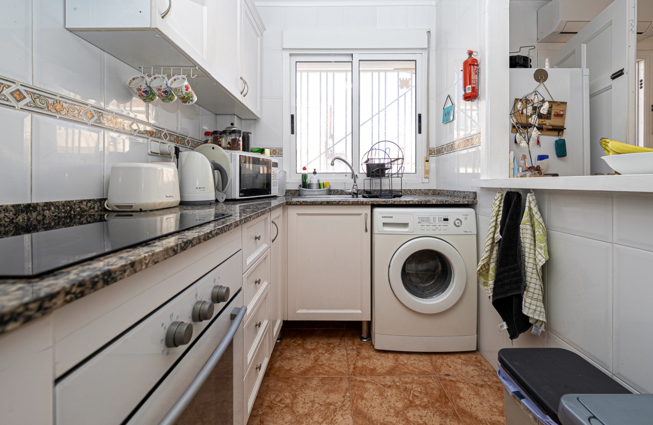 Resale - House - Cabo Roig - La Regia