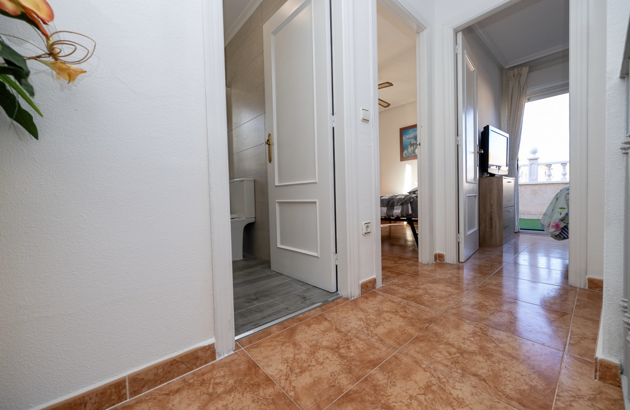 Resale - House - Cabo Roig - La Regia