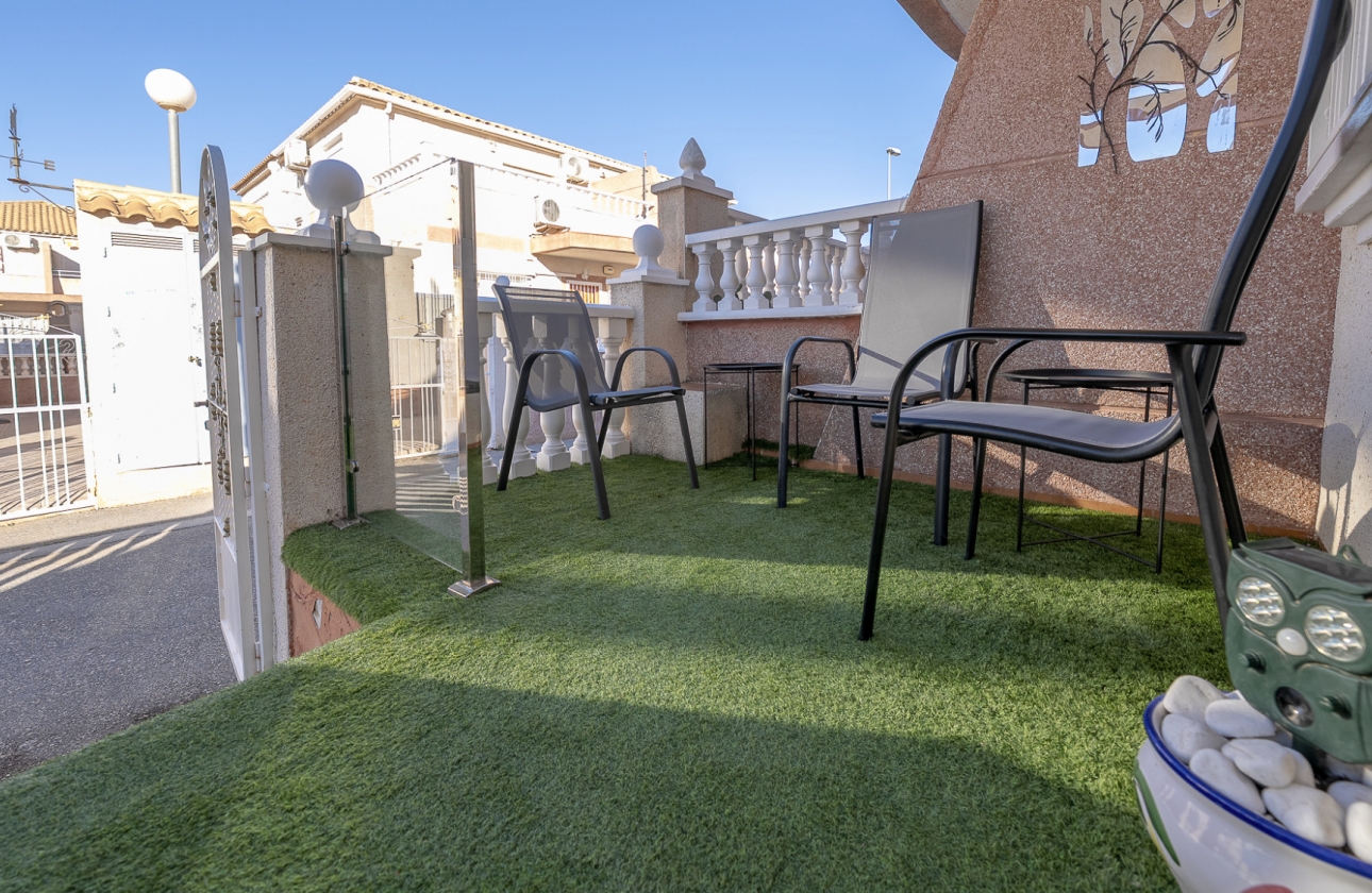 Resale - House - Cabo Roig - La Regia