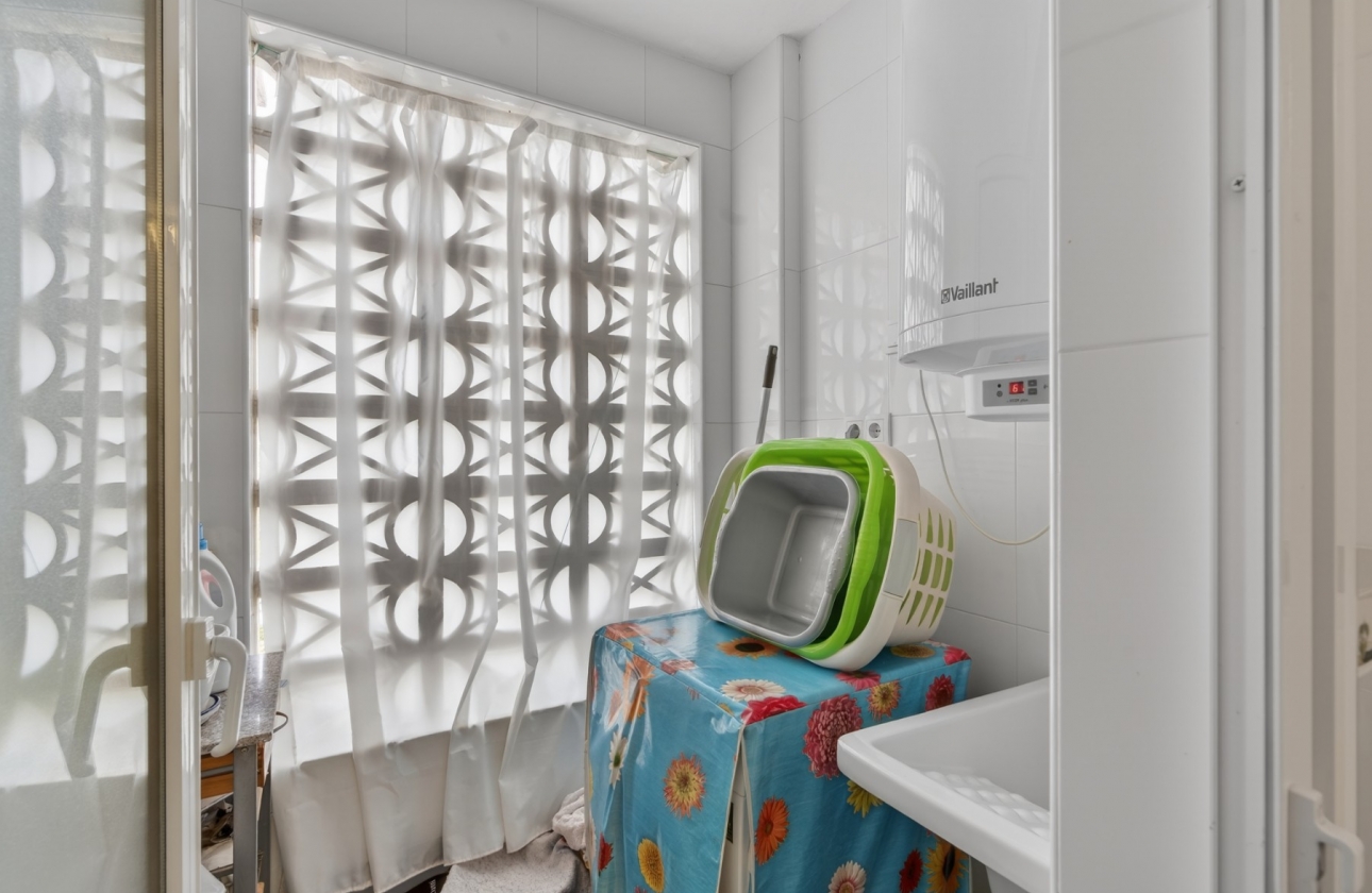 Resale - Apartment / flat - Orihuela Costa - Playa Flamenca