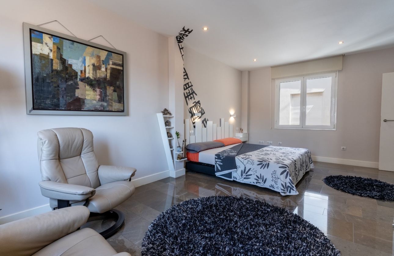 Resale - Apartment / flat - Alicante - Center