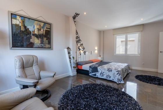 Resale - Apartment / flat - Alicante - Center