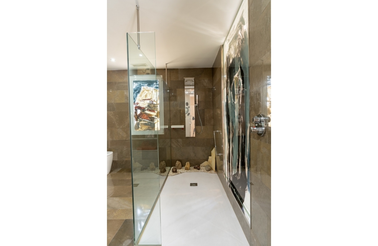 Resale - Apartment / flat - Alicante - Center