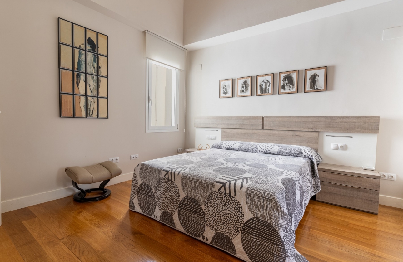 Resale - Apartment / flat - Alicante - Center