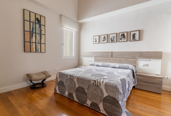 Resale - Apartment / flat - Alicante - Center