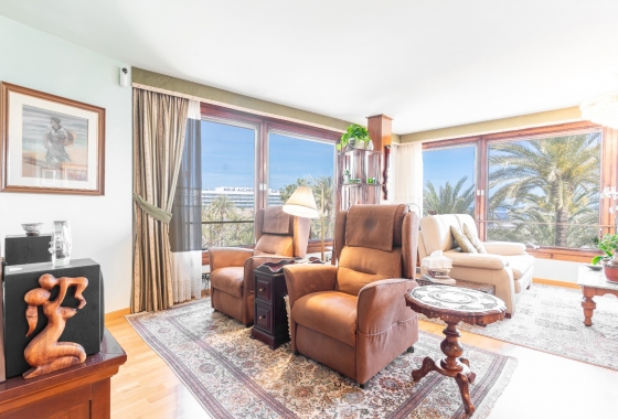 Resale - Apartment / flat - Alicante - Center