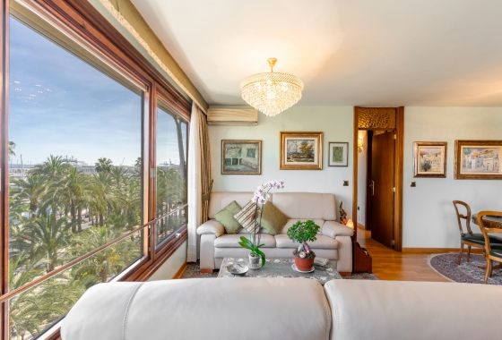 Resale - Apartment / flat - Alicante - Center