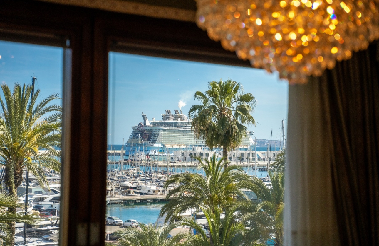 Resale - Apartment / flat - Alicante - Center