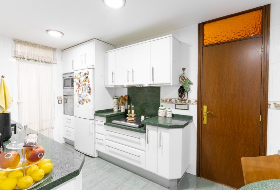 Resale - Apartment / flat - Alicante - Center