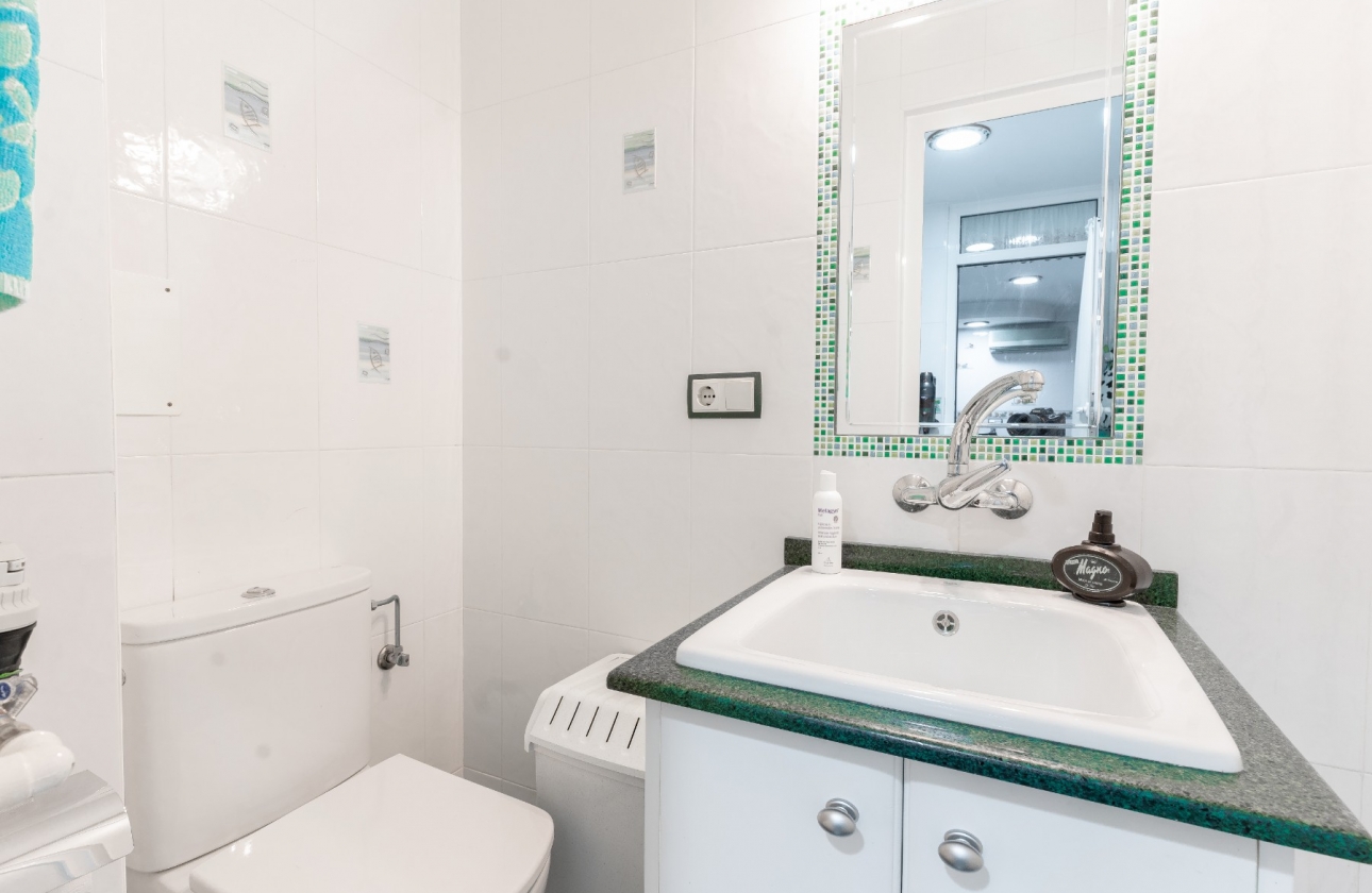 Resale - Apartment / flat - Alicante - Center