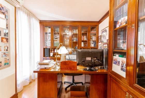 Resale - Apartment / flat - Alicante - Center