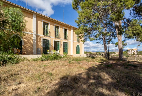 Resale - Villa - Alicante - Center