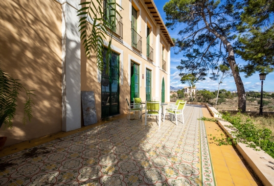 Resale - Villa - Alicante - Center