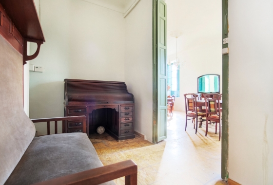 Resale - Villa - Alicante - Center