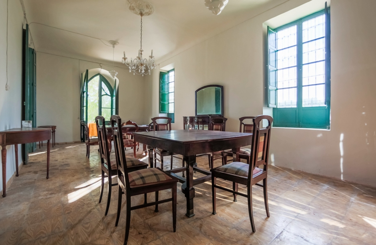 Resale - Villa - Alicante - Center